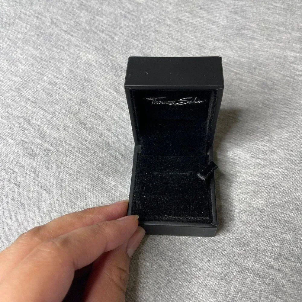 Thomas Sabo Script 2” x 2” Ring Jewelry Gift Box